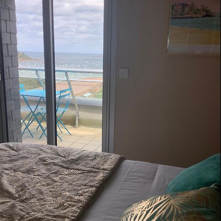 Heol - Appartement 2 Chambres - Vue Mer Et Parking Dinard Esterno foto