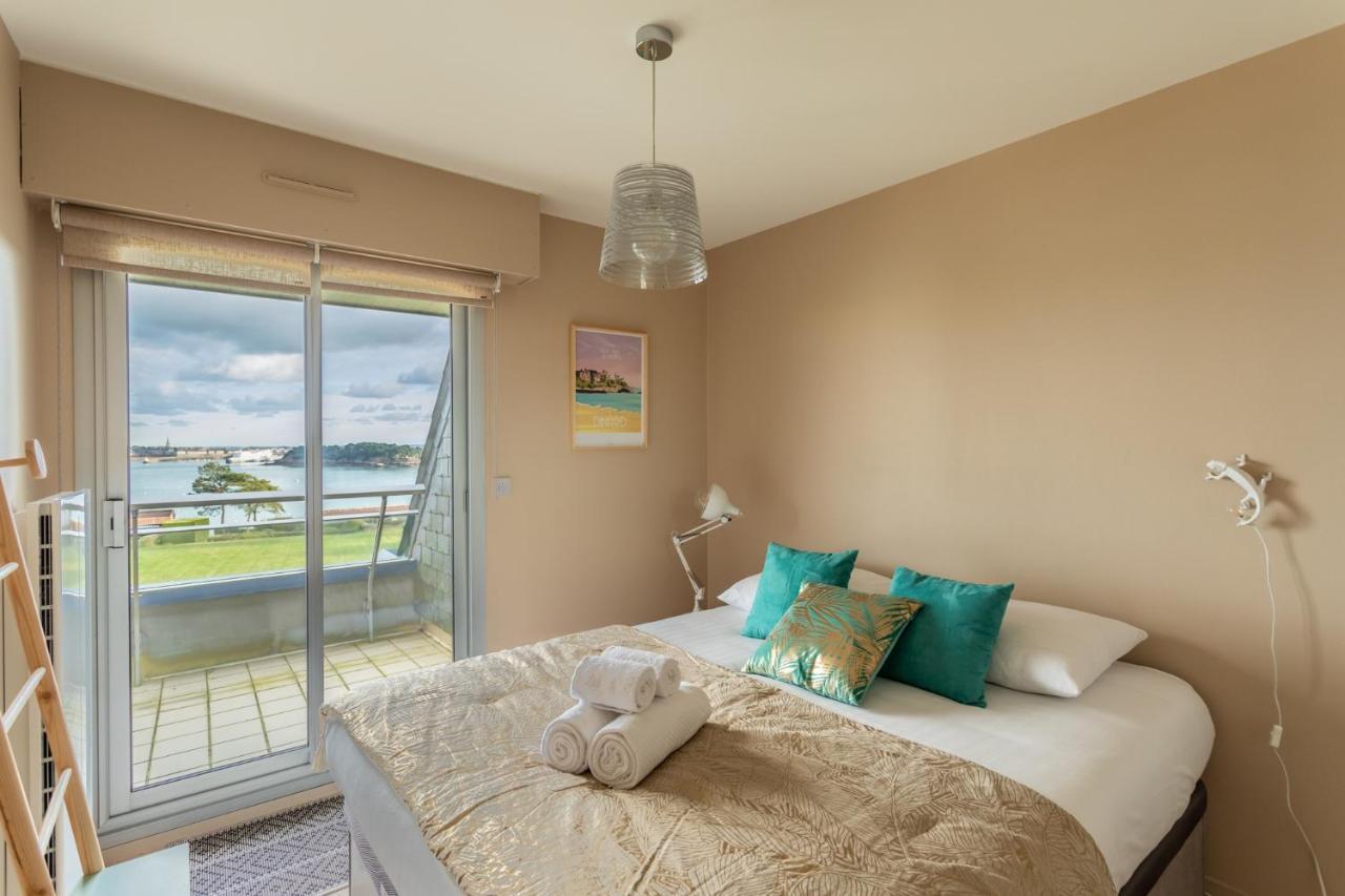 Heol - Appartement 2 Chambres - Vue Mer Et Parking Dinard Esterno foto